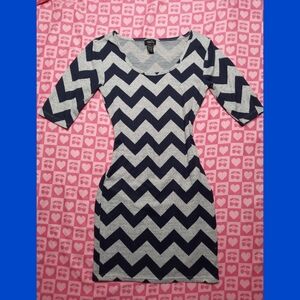 Rue 21 blue & gray zig zag pattern dress
